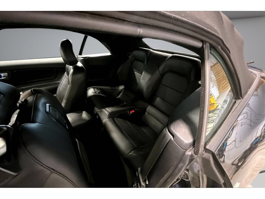 Used 2019 Ford Mustang GT Premium w/ Equipment Group 401A RWD image 28