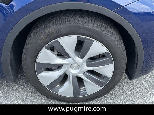 Used 2024 Tesla Model Y Long Range AWD/4WD image 12