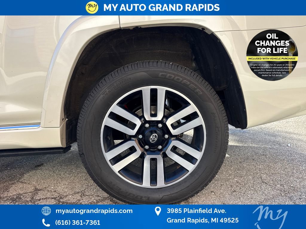 Used 2023 Toyota 4Runner Limited AWD/4WD image 31