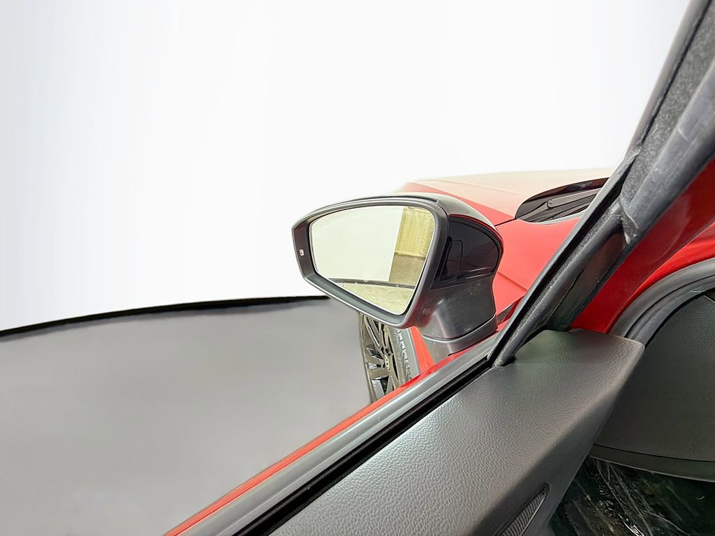 Used 2024 Volkswagen Tiguan SE R-Line image 29