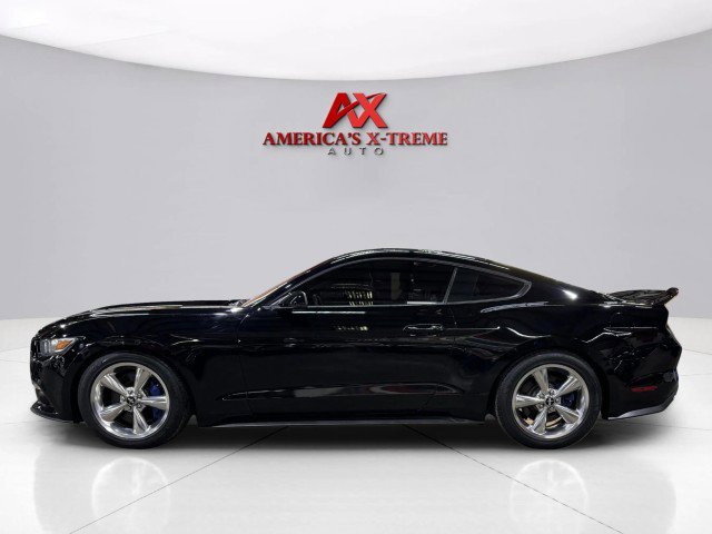 Used 2016 Ford Mustang Premium image 3
