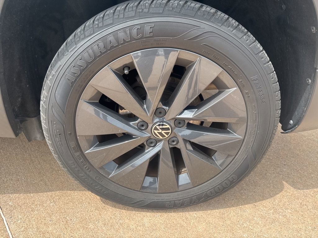 Used 2022 Volkswagen Taos S w/ IQ Drive S Package FWD image 7