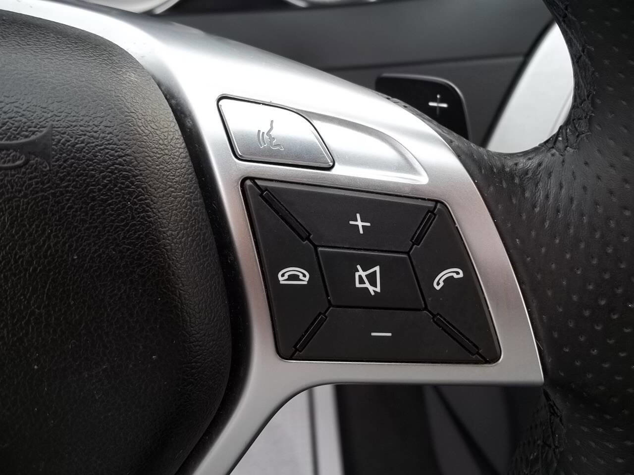 Used 2013 Mercedes-Benz C 250 Coupe image 15