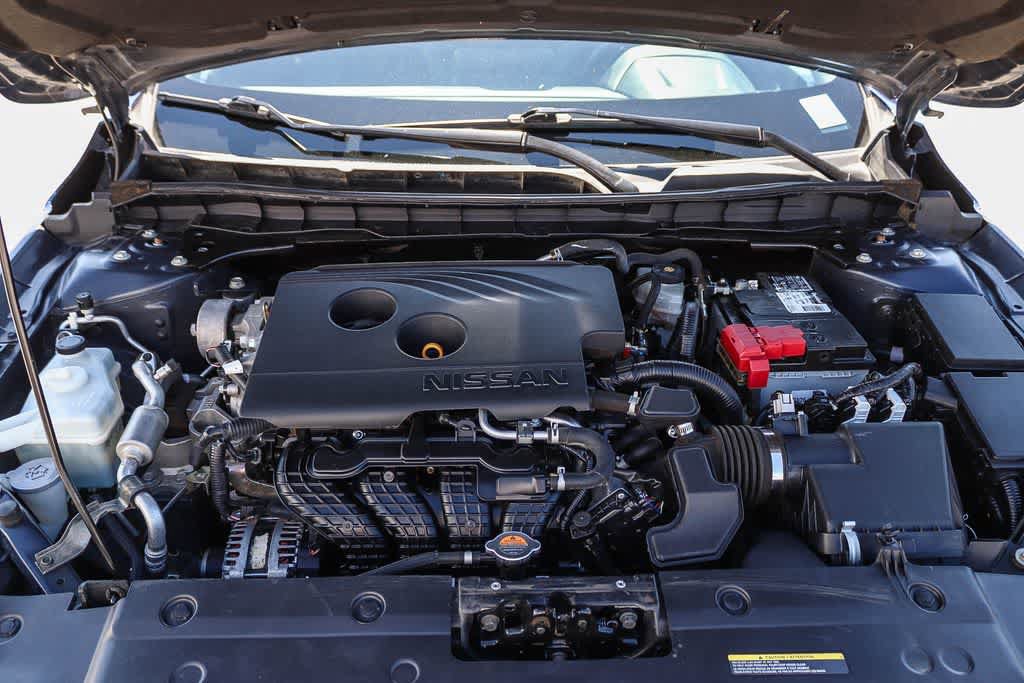 Used 2020 Nissan Altima 2.5 SR w/ Premium Package FWD image 29