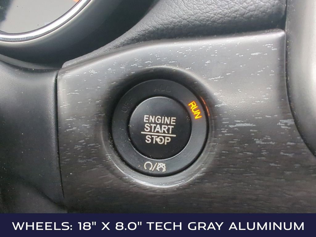 Used 2018 Jeep Grand Cherokee Laredo RWD image 27