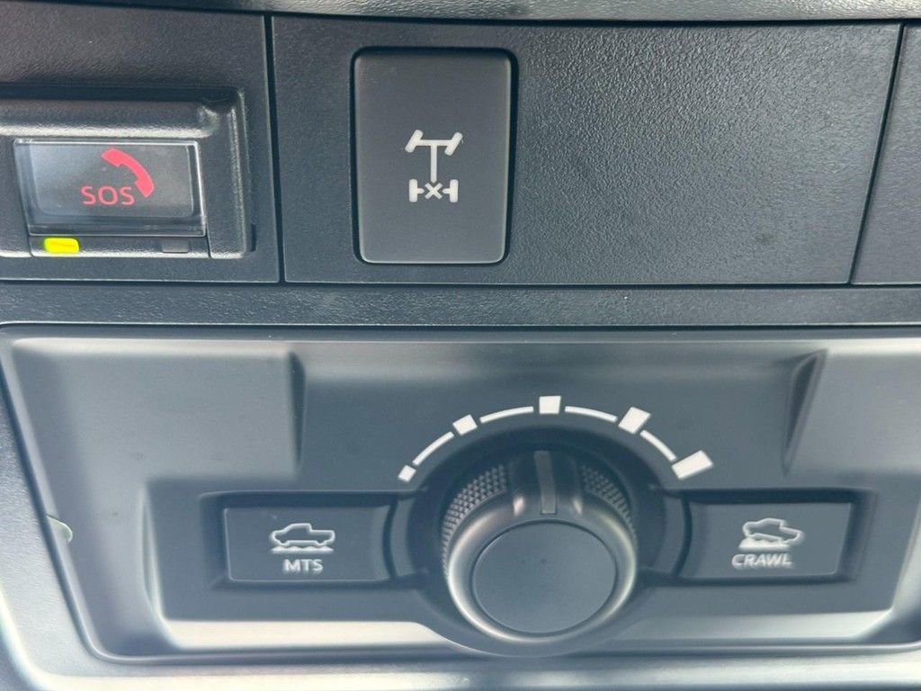 Used 2021 Toyota Tacoma TRD Off-Road AWD/4WD image 28