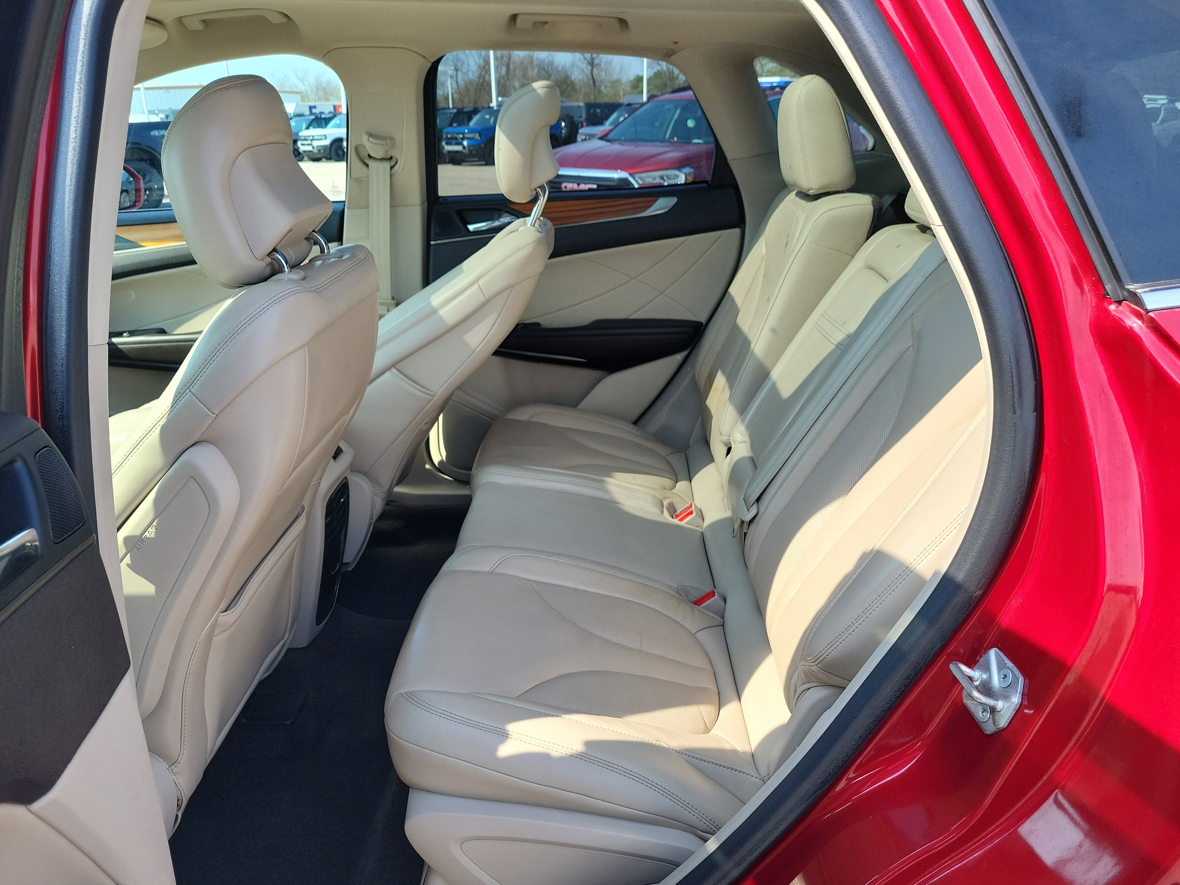 Used 2018 Lincoln MKC Select w/ Select Plus Package image 13