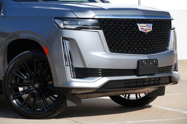 Used 2021 Cadillac Escalade ESV Premium Luxury w/ Performance Package AWD/4WD image 19