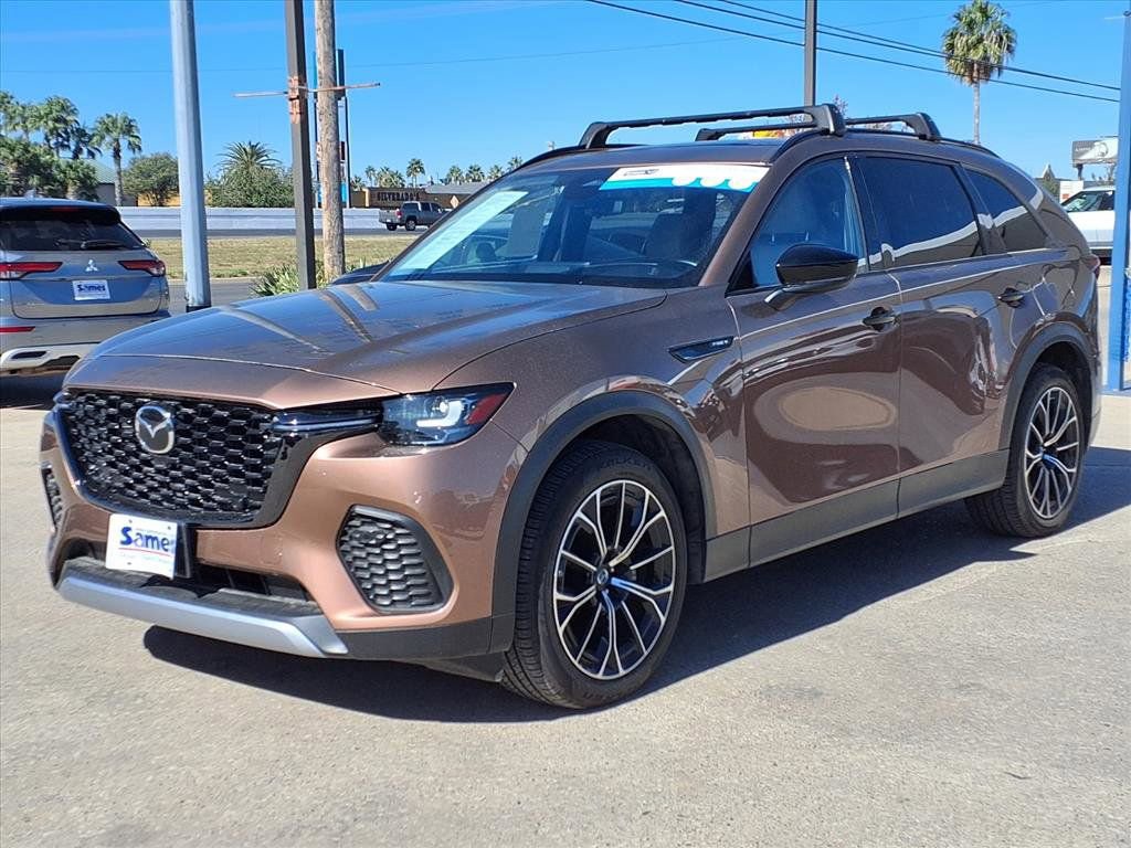 Used 2025 MAZDA CX-70 Plug-In Hybrid w/ Premium Pkg image 5