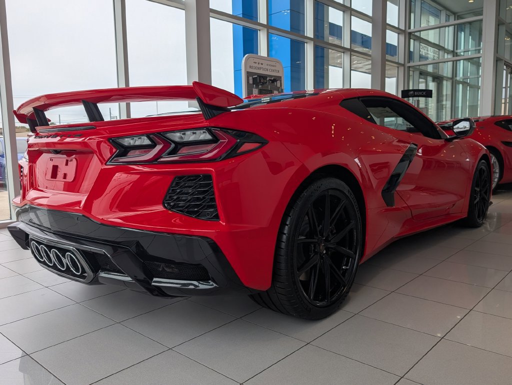 New 2027 Chevrolet Corvette Stingray Coupe w/ Z51 Performance Package RWD image 8