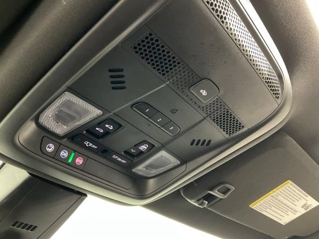 Certified 2025 Cadillac XT6 Sport w/ Technology Package AWD/4WD image 22