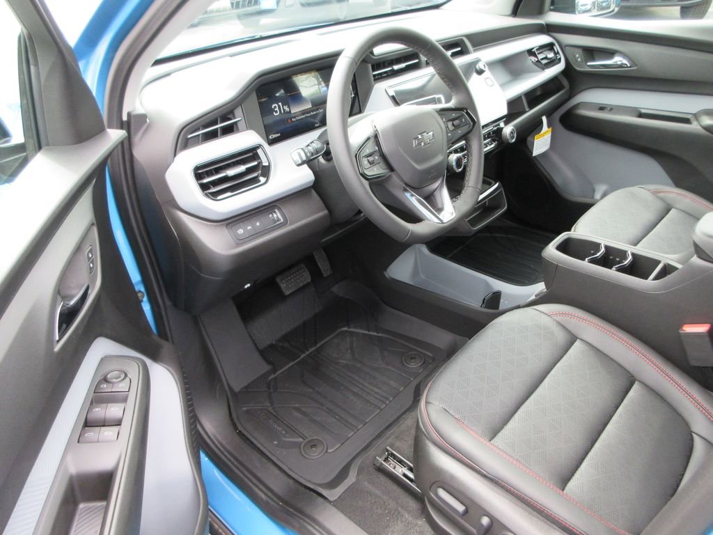 New 2027 Chevrolet Bolt RS w/ Technology Package FWD image 12