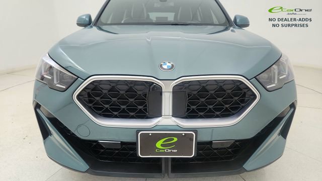 Used 2025 BMW X2 xDrive28i w/ Premium Package AWD/4WD image 8