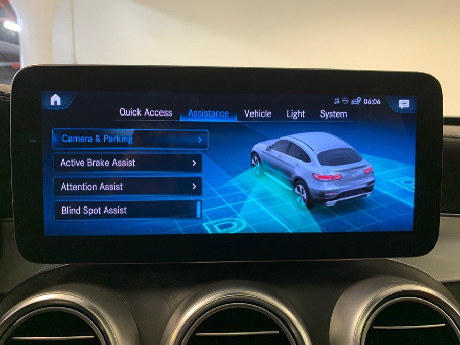 Used 2022 Mercedes-Benz GLC 300 4MATIC Coupe image 47