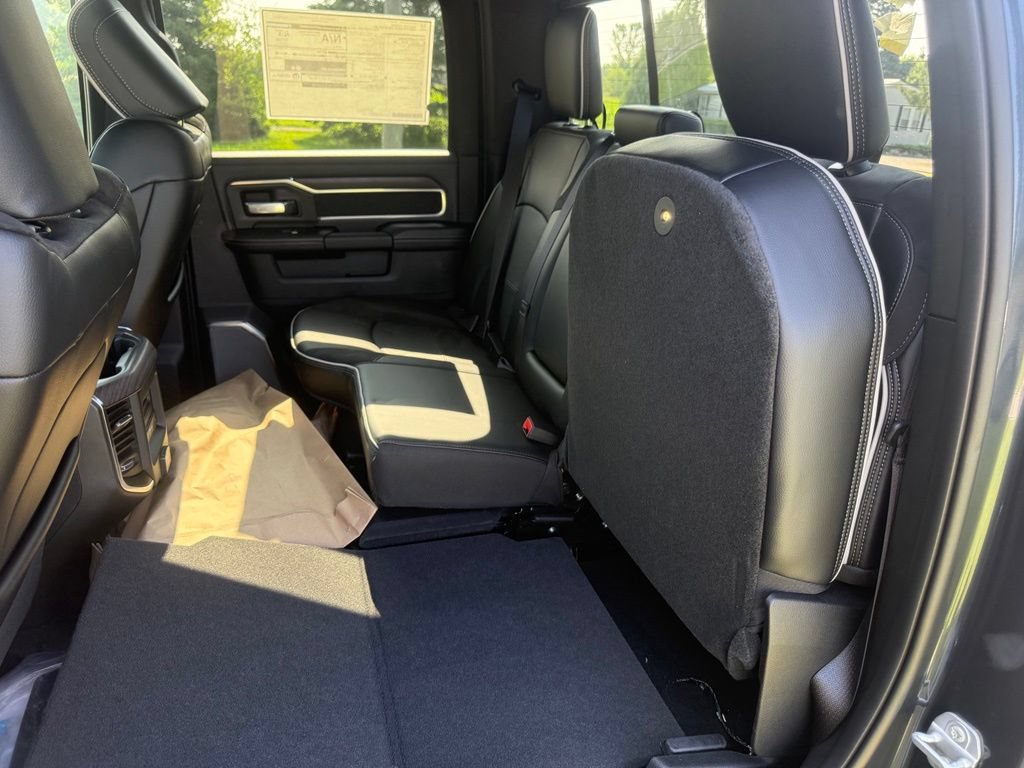New 2026 RAM 5500 4x4 Crew Cab w/ Laramie Trim Package image 42