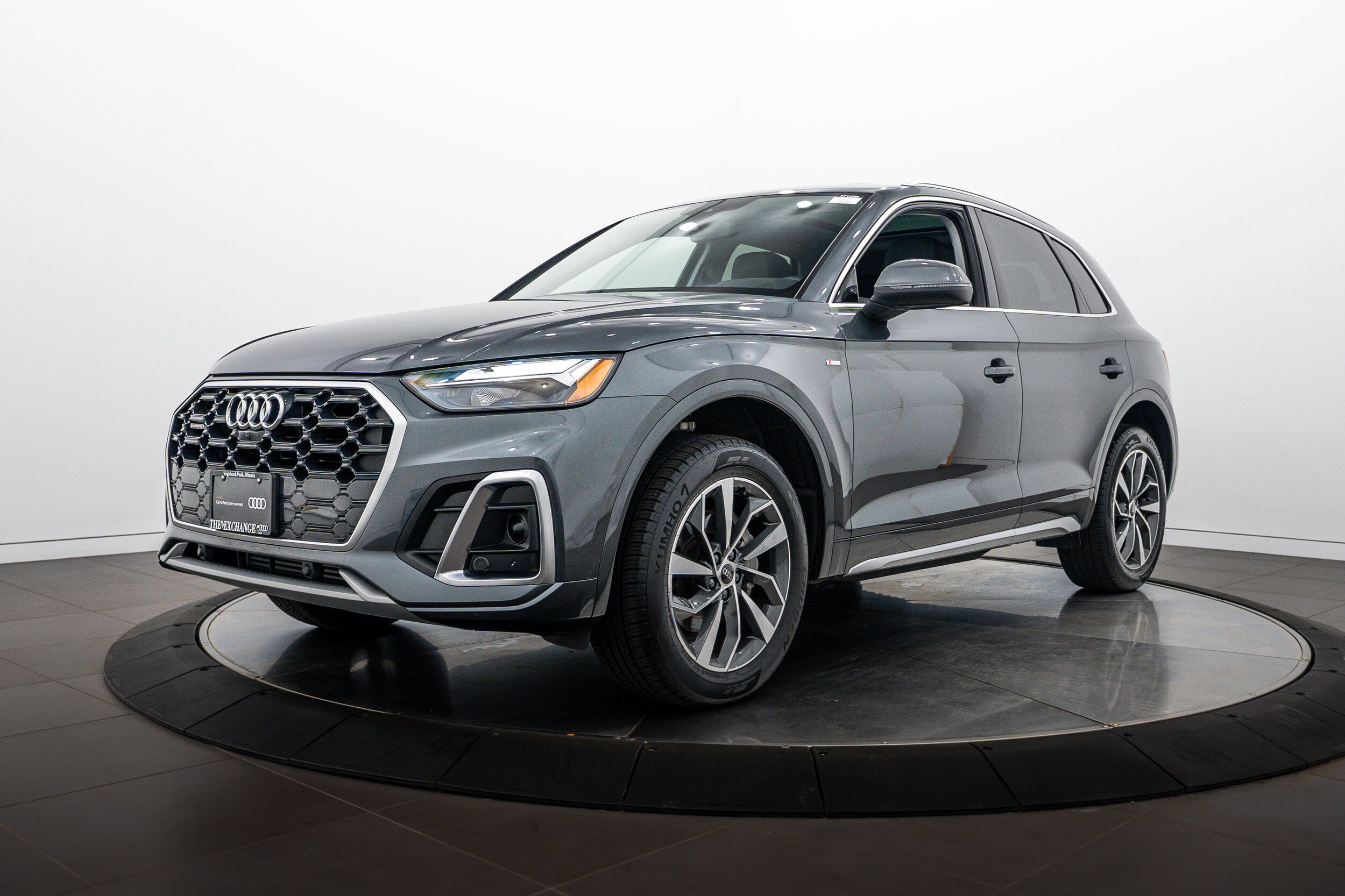 Certified 2024 Audi Q5 2.0T Premium Plus AWD/4WD image 7