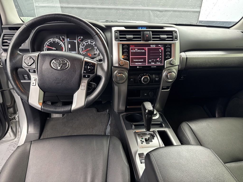 Used 2022 Toyota 4Runner TRD Sport AWD/4WD image 12