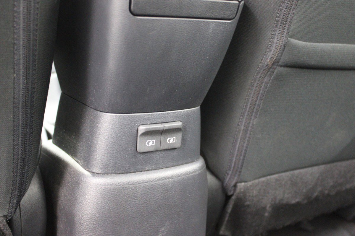 Used 2021 Nissan Versa S w/ Trunk Package image 25