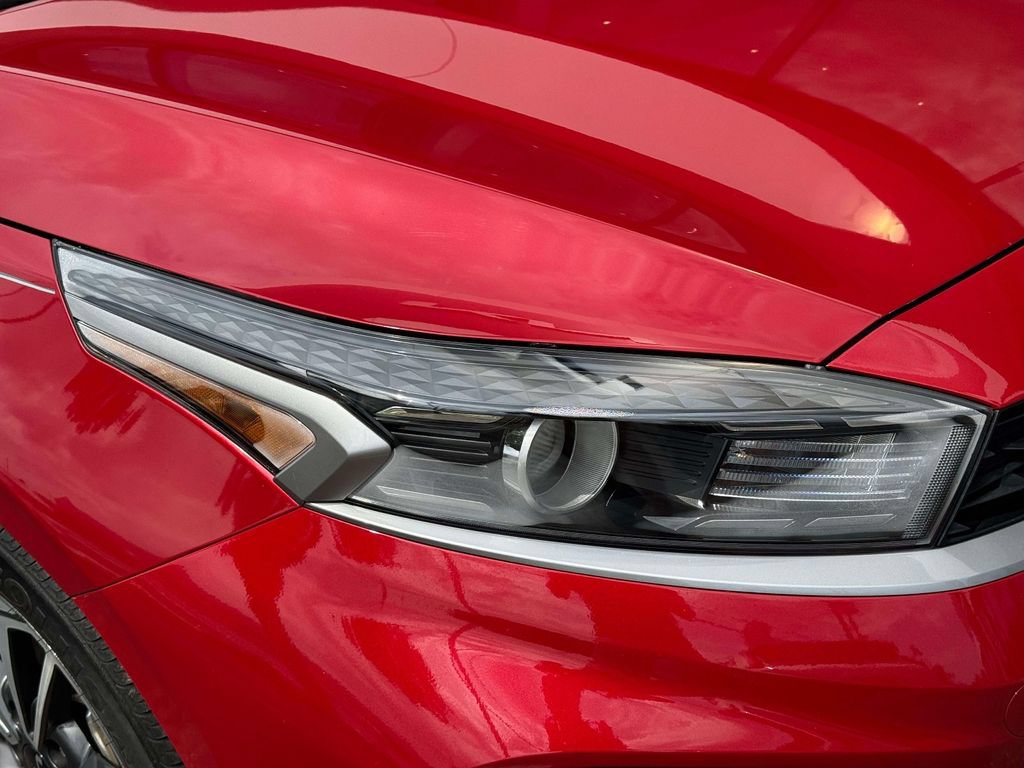 Used 2024 Kia Forte LXS w/ LXS Technology Package FWD image 8