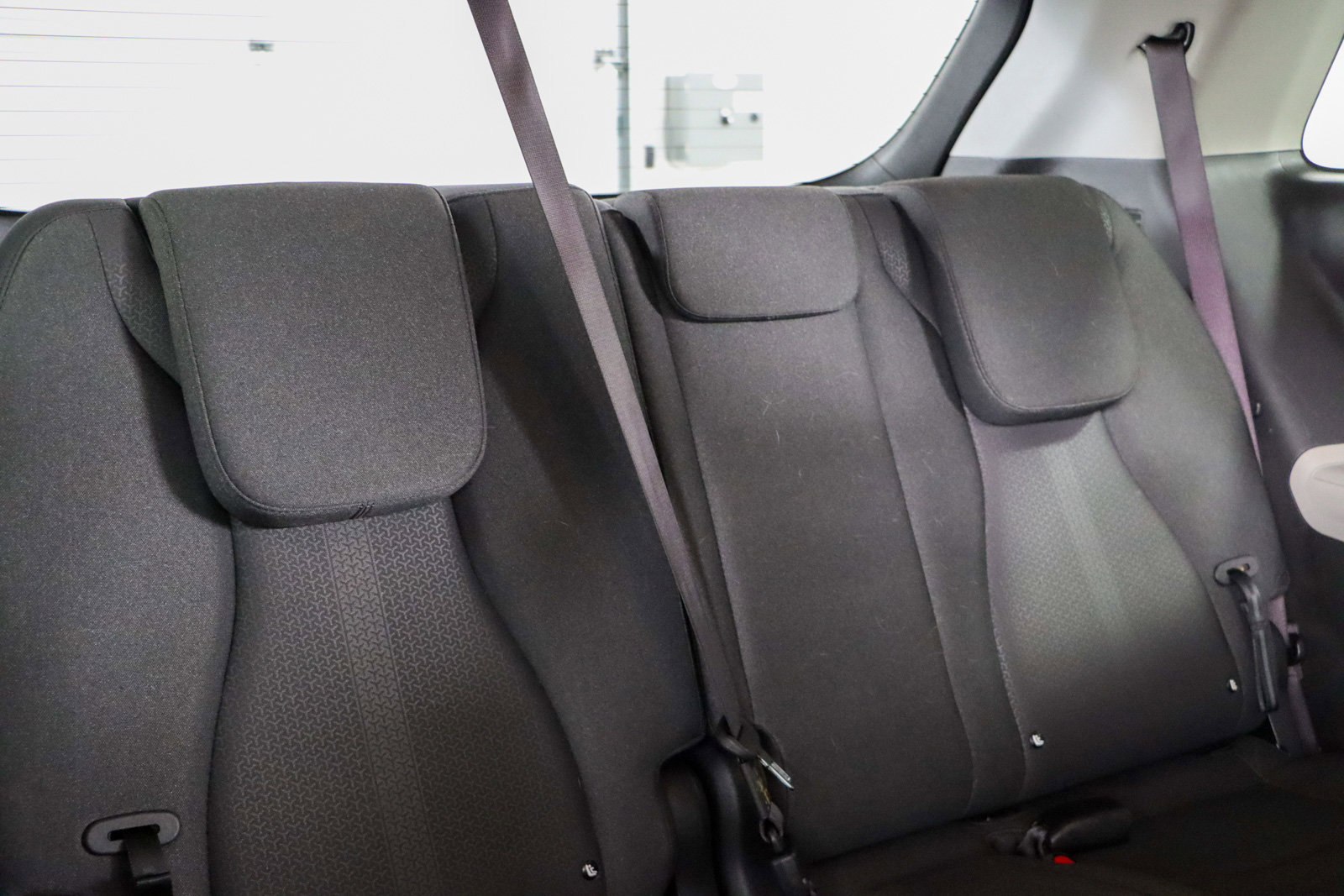 Used 2023 Kia Carnival LX image 29