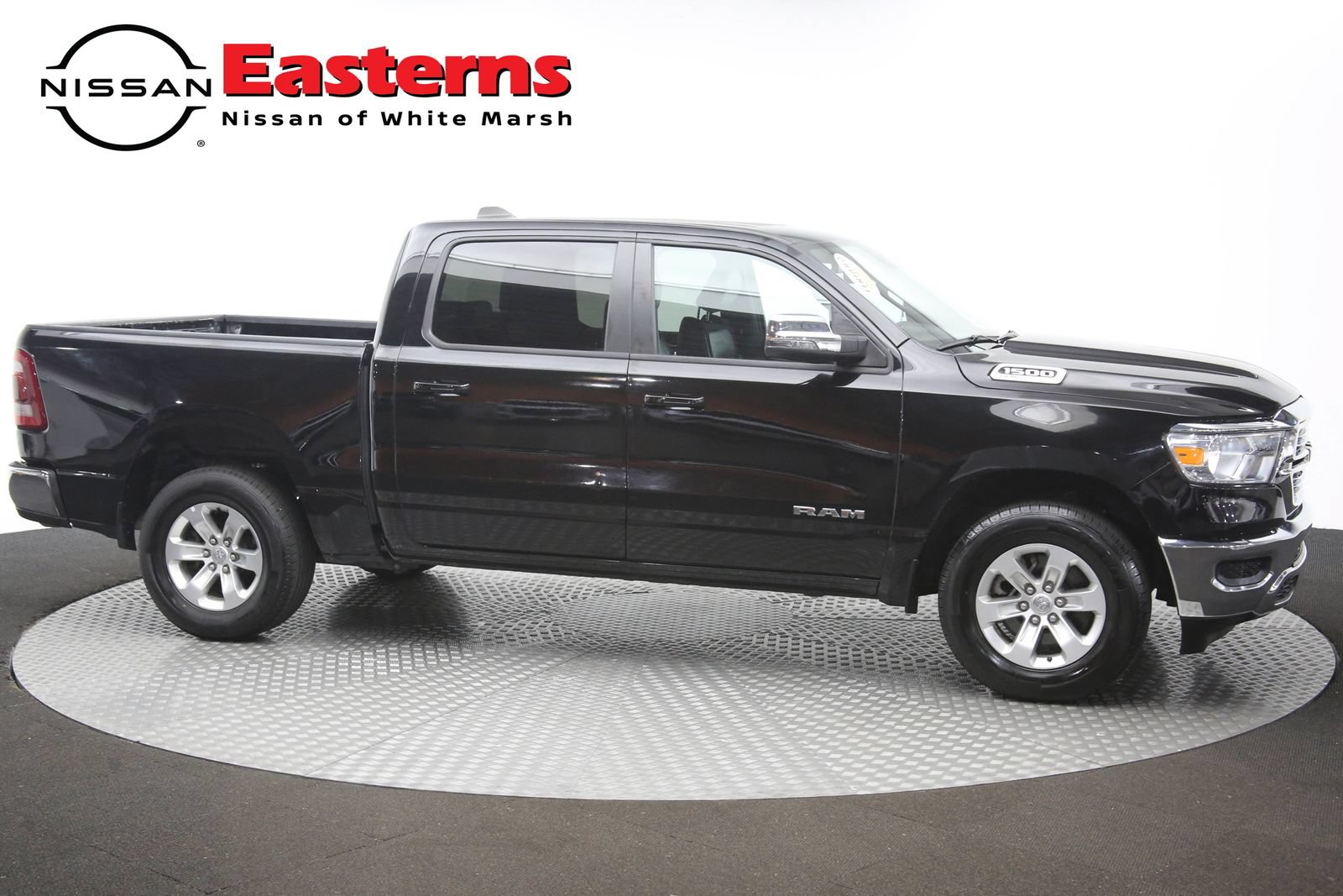Used 2024 RAM 1500 Laramie RWD image 46