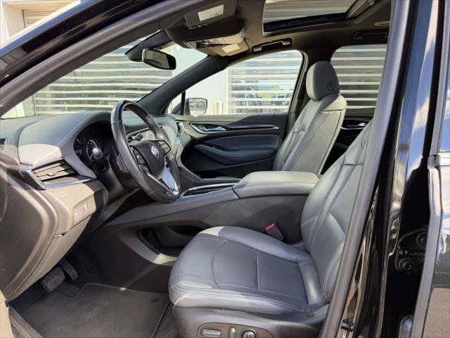 Used 2024 Buick Enclave Essence w/ Experience Buick Package AWD/4WD image 20