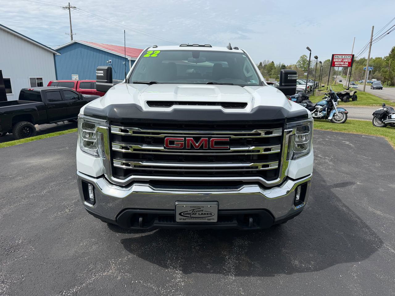 Used 2022 GMC Sierra 2500 SLE w/ SLE Convenience Package AWD/4WD image 2