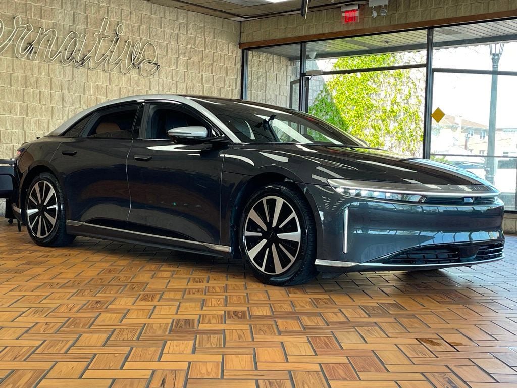 Used 2023 Lucid Air Grand Touring image 8