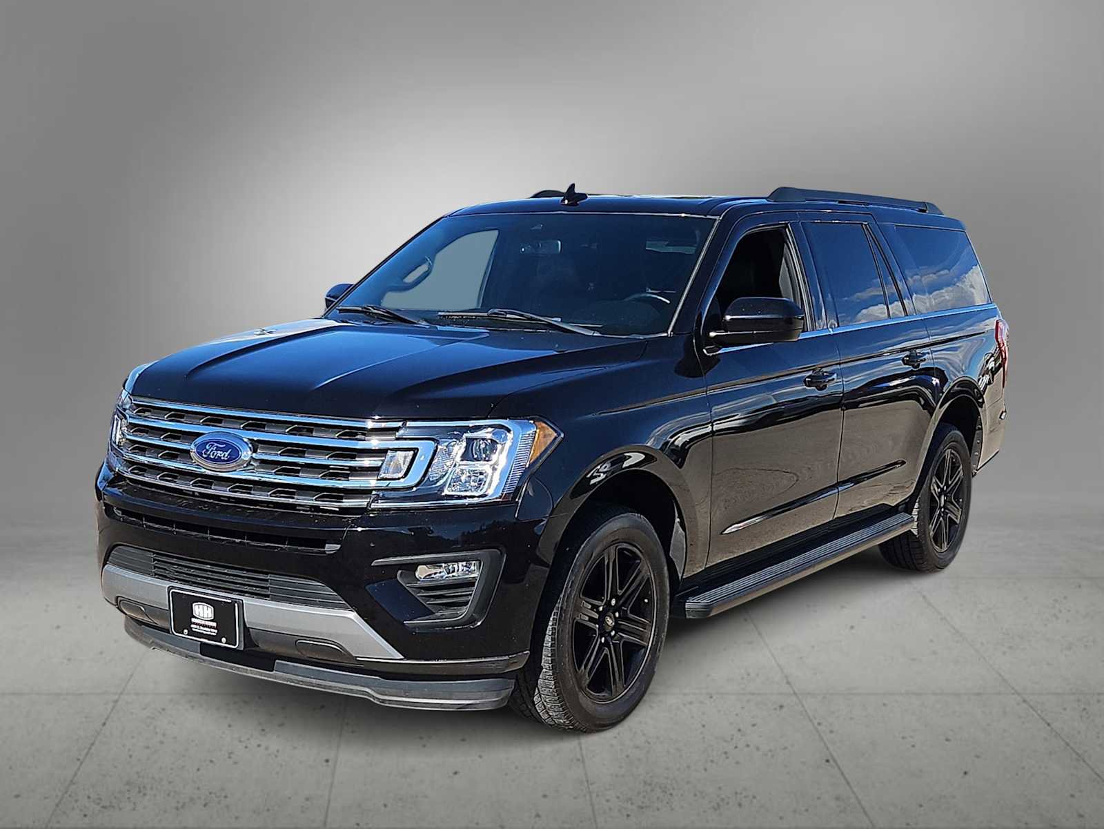Used 2021 Ford Expedition Max XLT image 4