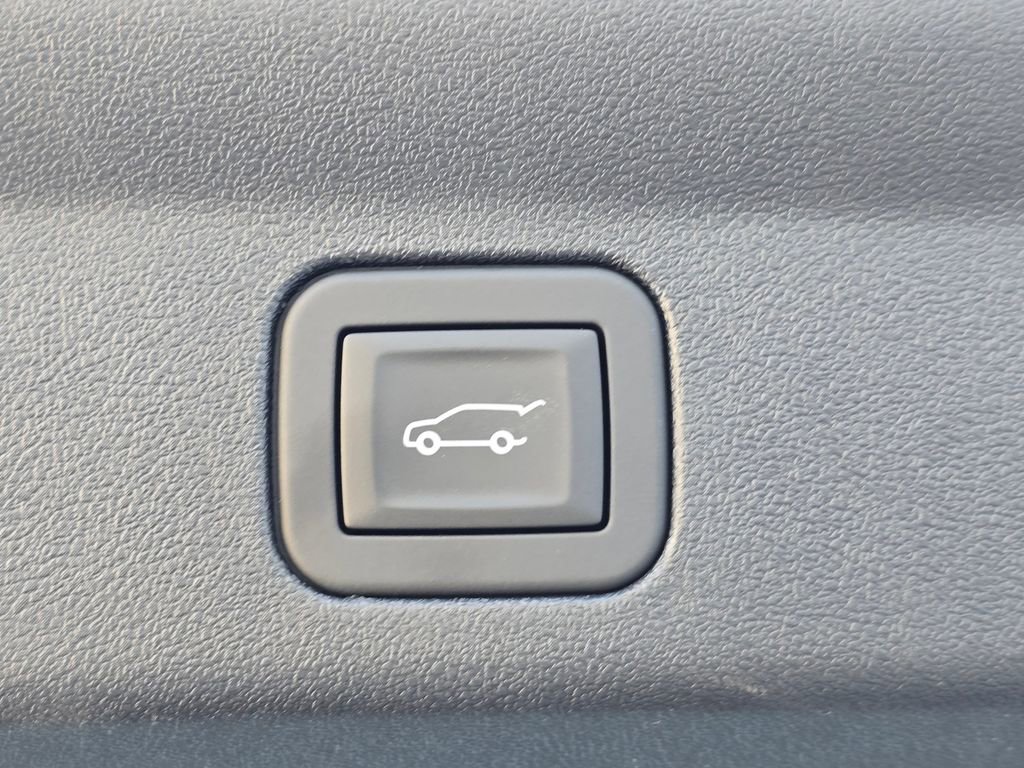 New 2026 Cadillac Escalade IQ Sport 2 w/ LPO, ONYX Package image 40