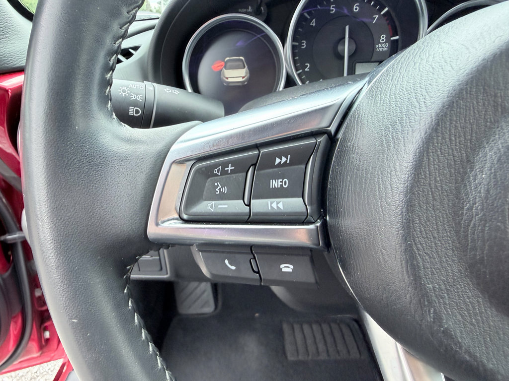 Used 2021 MAZDA MX-5 Miata Grand Touring RWD image 14
