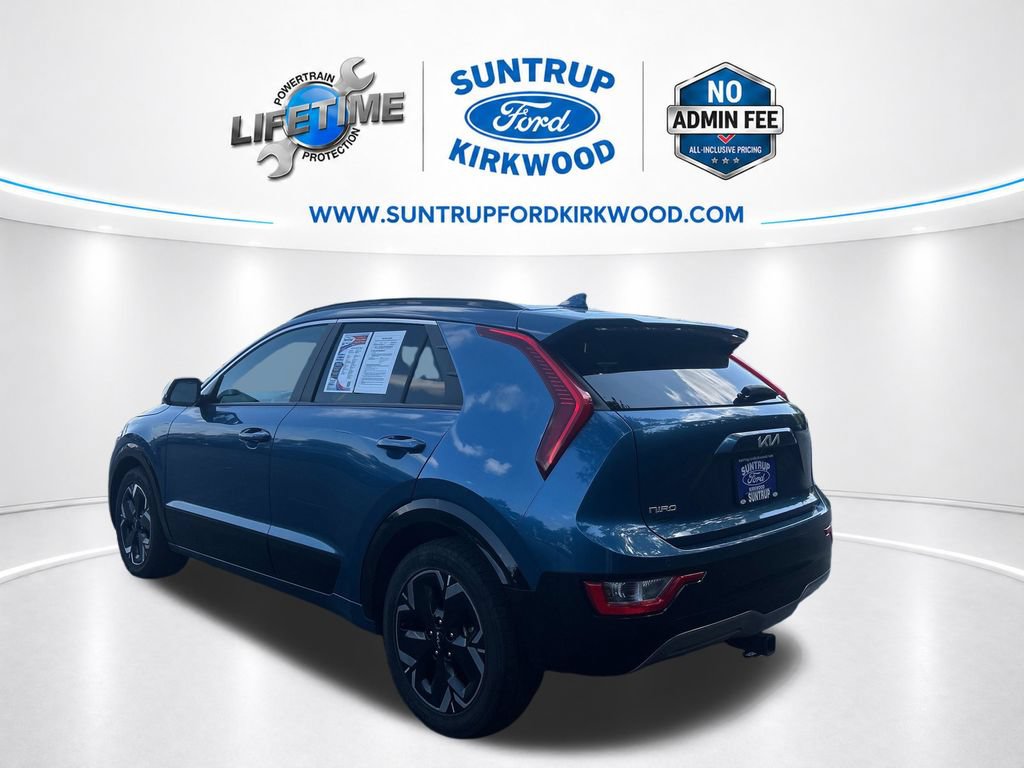 Used 2023 Kia Niro Wind w/ Wind Preserve Package FWD image 3