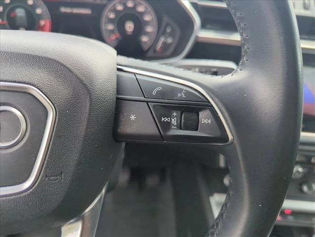 Used 2019 Audi Q3 2.0T Premium Plus w/ Premium Plus Package AWD/4WD image 13