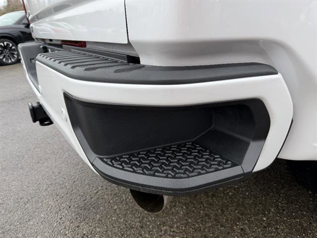 Used 2022 Chevrolet Silverado 3500 High Country image 35