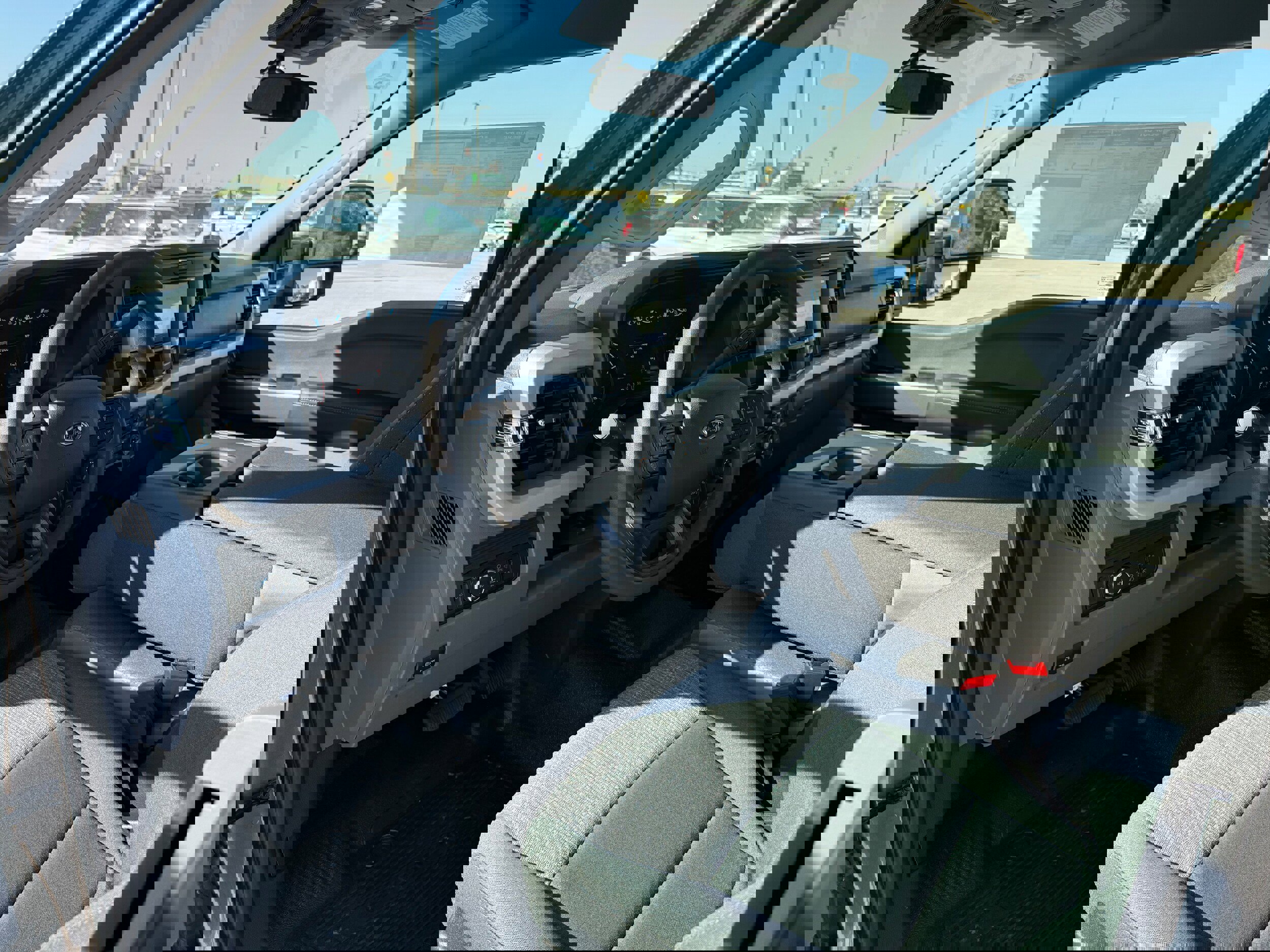 New 2026 Ford F350 XLT image 10