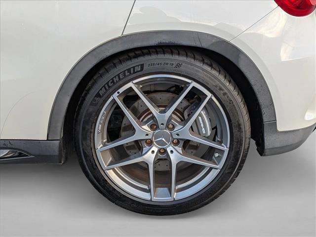 Used 2015 Mercedes-Benz GLA 45 AMG 4MATIC image 25