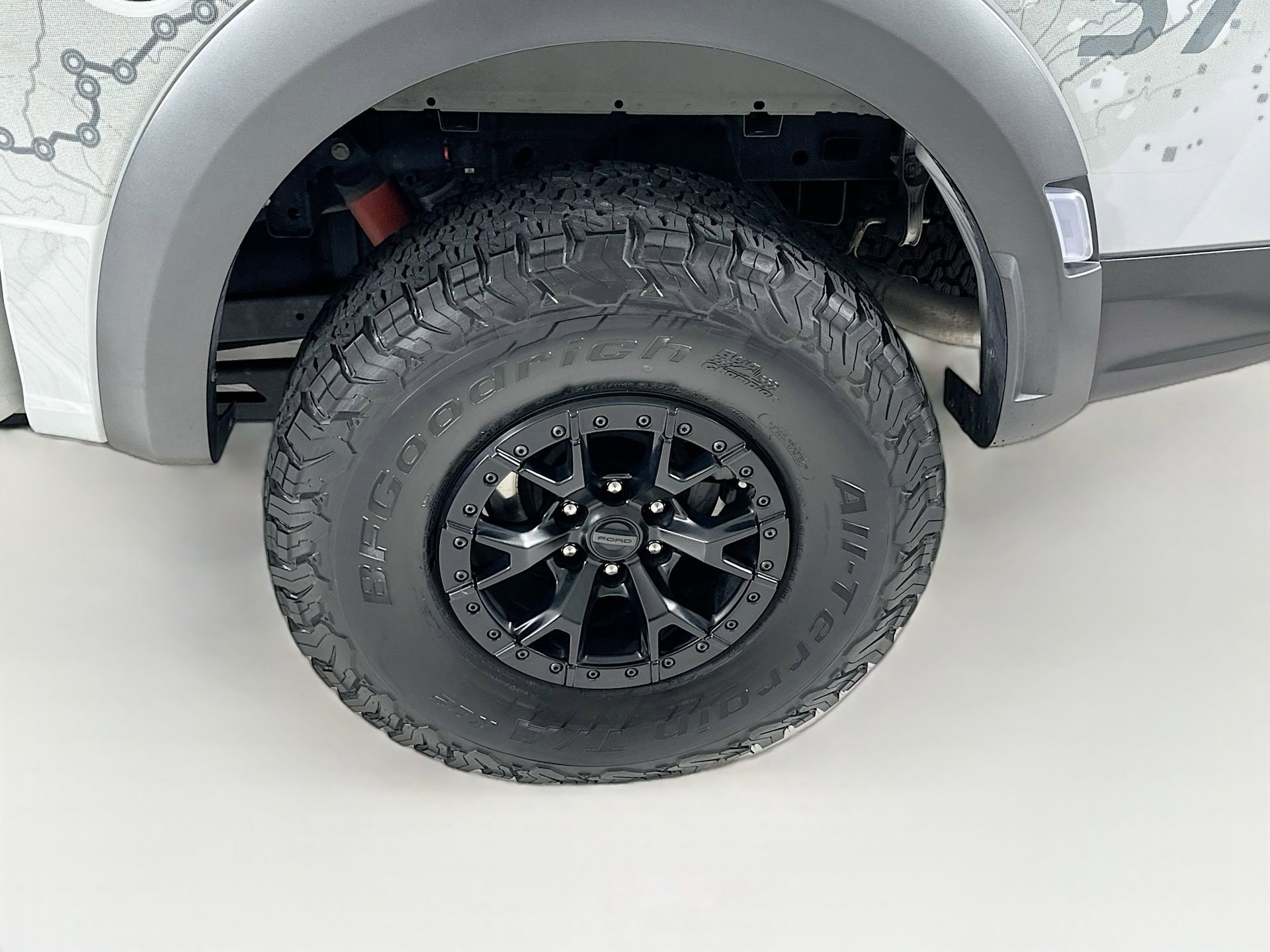 Used 2023 Ford F150 Raptor w/ Raptor 37 Performance Package AWD/4WD image 35