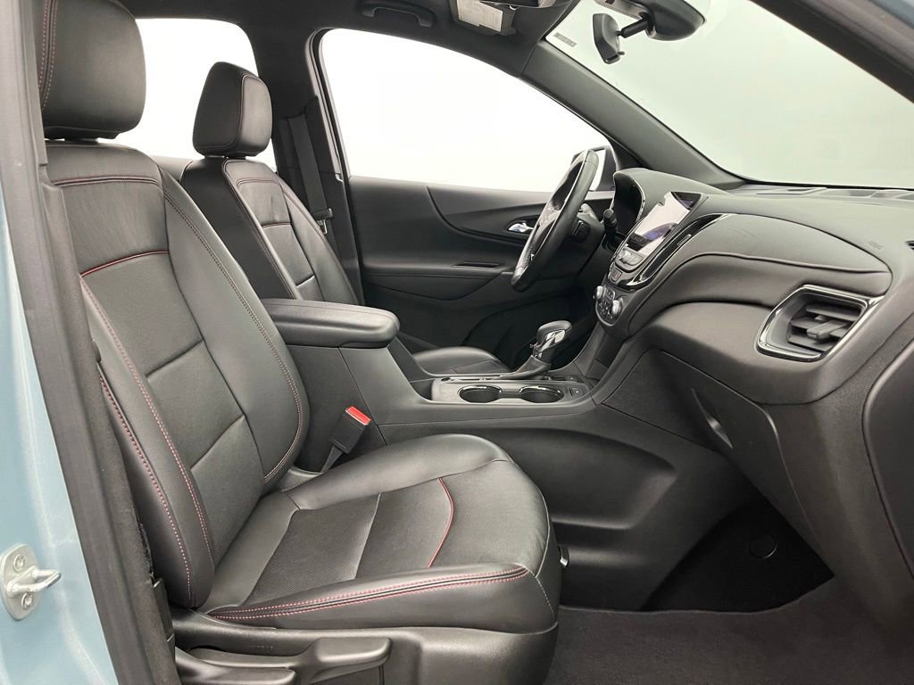 Used 2022 Chevrolet Equinox RS w/ RS Leather Package AWD/4WD image 32