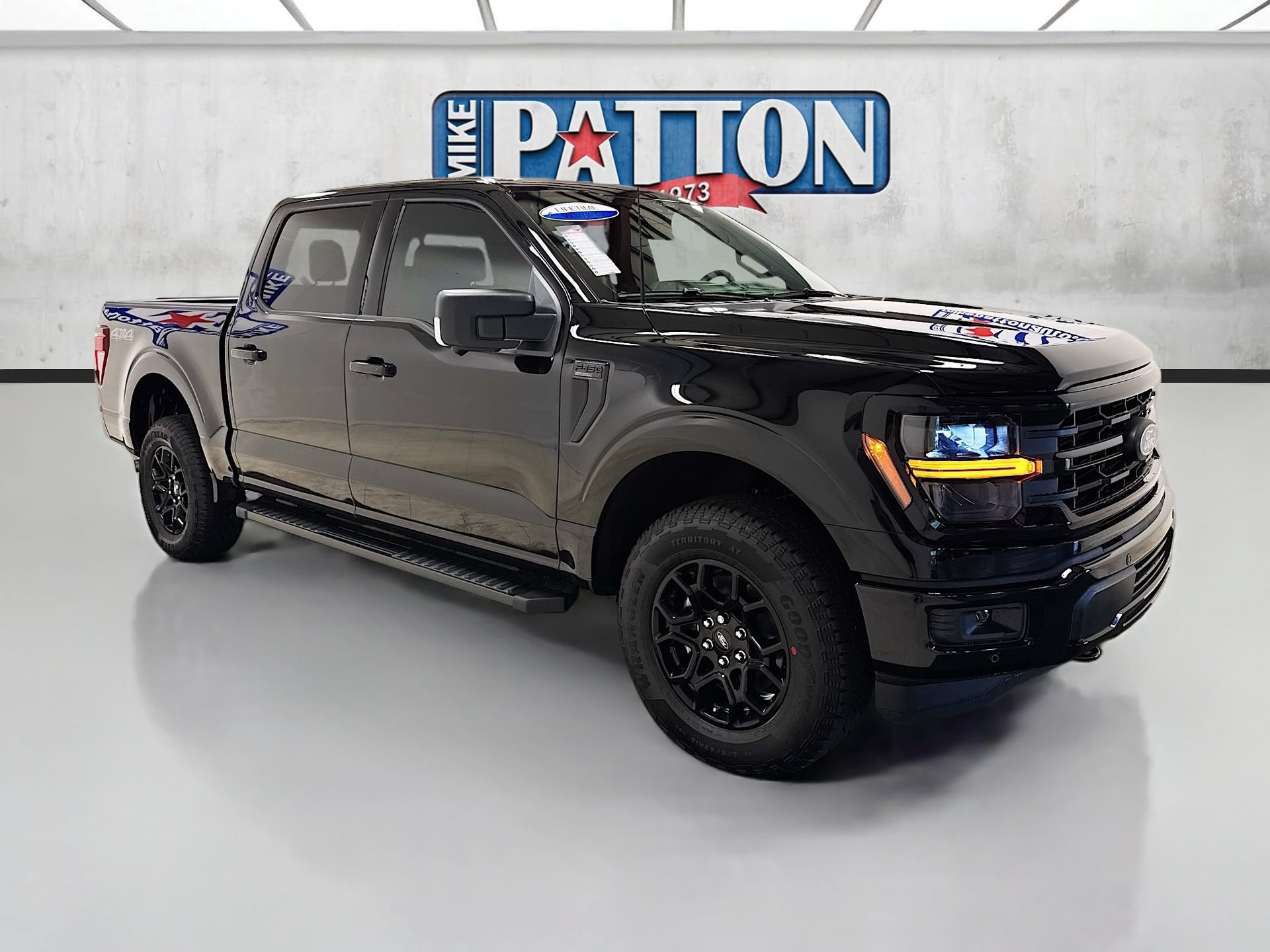 New 2026 Ford F150 XLT w/ Equipment Group 302A MID