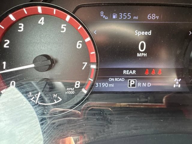 Used 2026 Nissan Frontier PRO-4X w/ Pro-4x Convenience Package AWD/4WD image 2