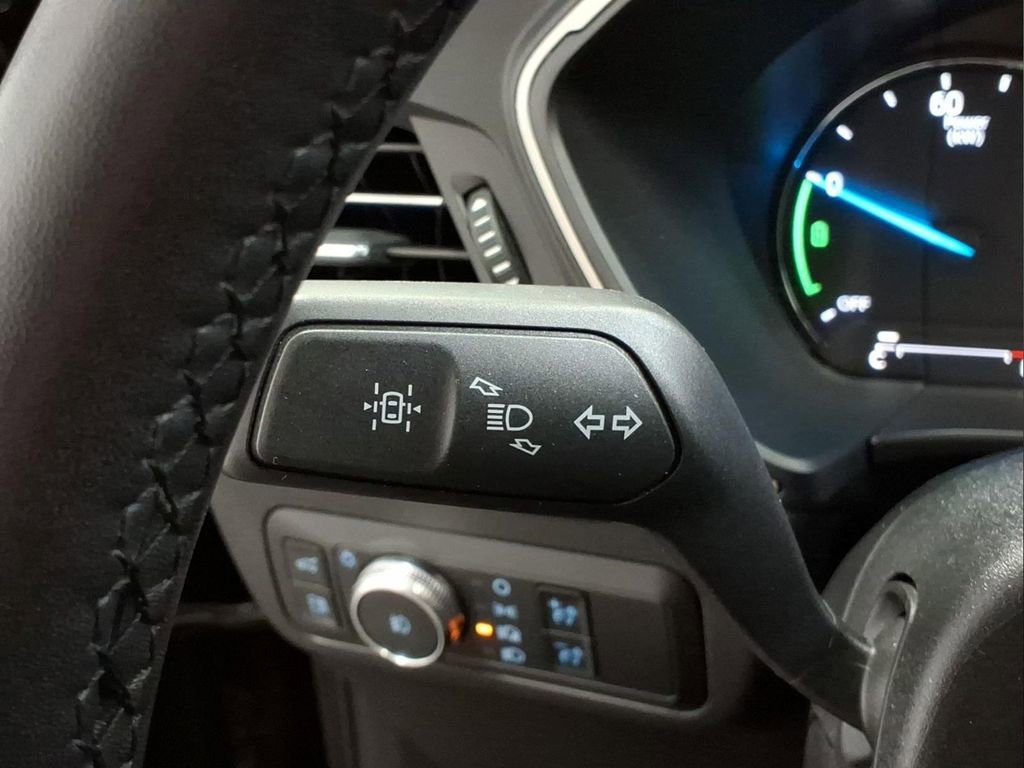 Certified 2022 Ford Escape SEL AWD/4WD image 17