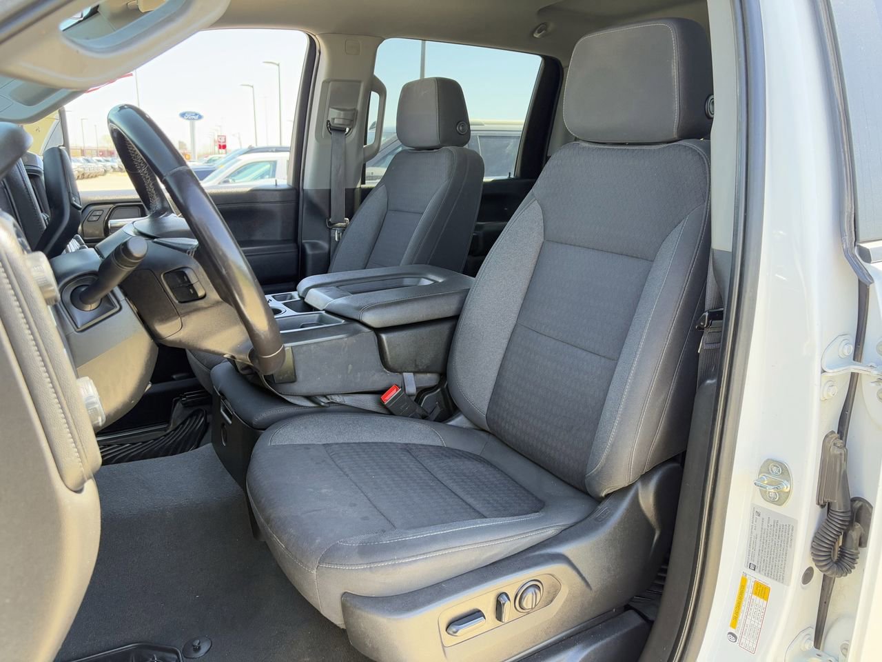 Used 2023 Chevrolet Silverado 2500 LT w/ Convenience Package image 24