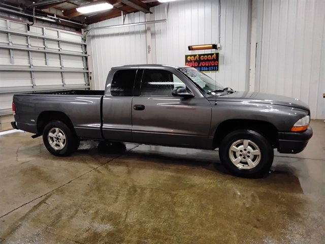 Used 2002 Dodge Dakota Sport image 2