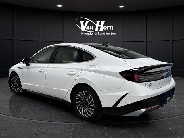 Used 2025 Hyundai Sonata Limited image 3
