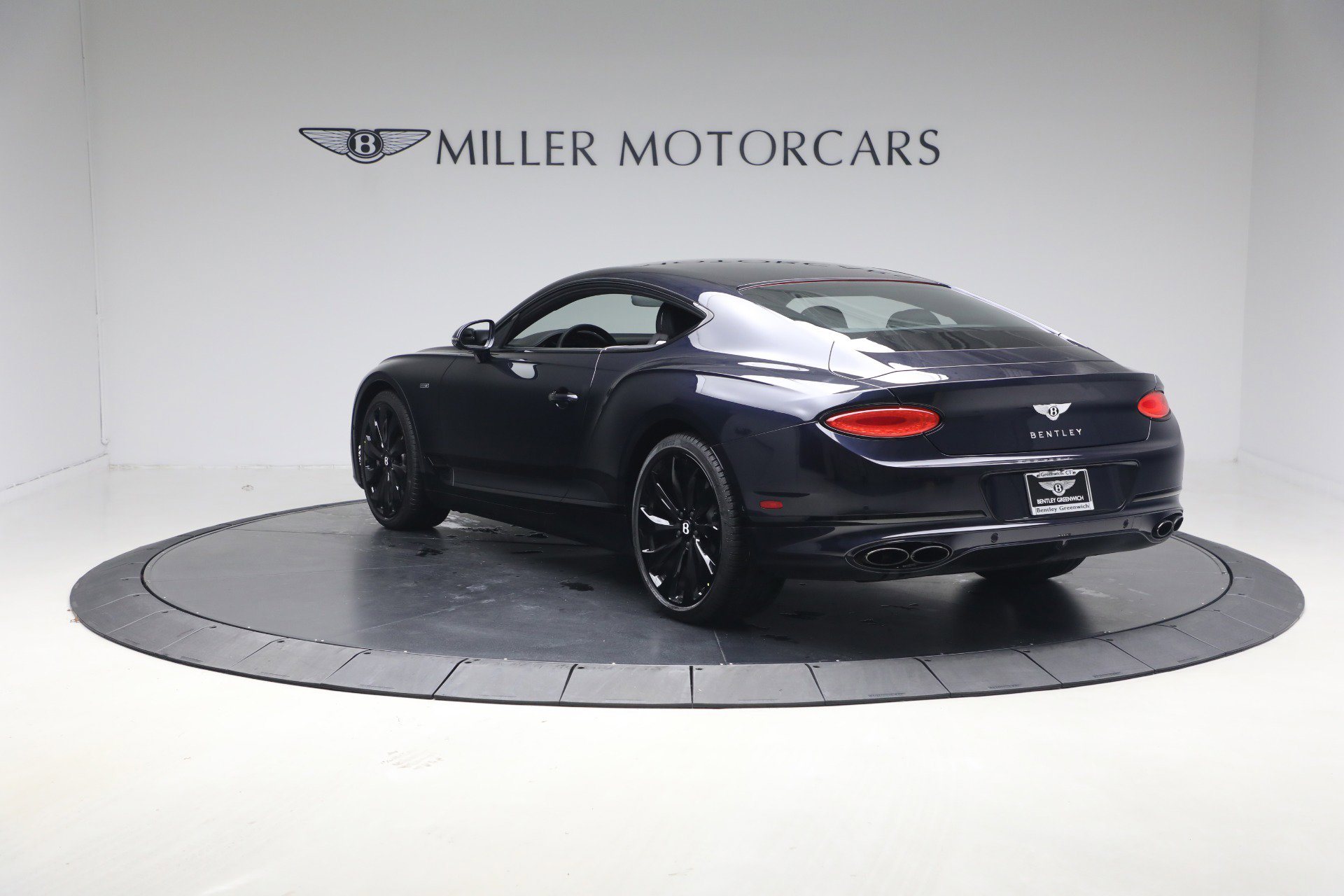 Used 2024 Bentley Continental GT V8 image 5