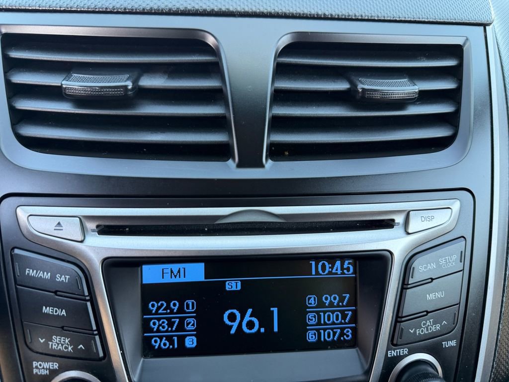 Used 2017 Hyundai Accent SE FWD image 19