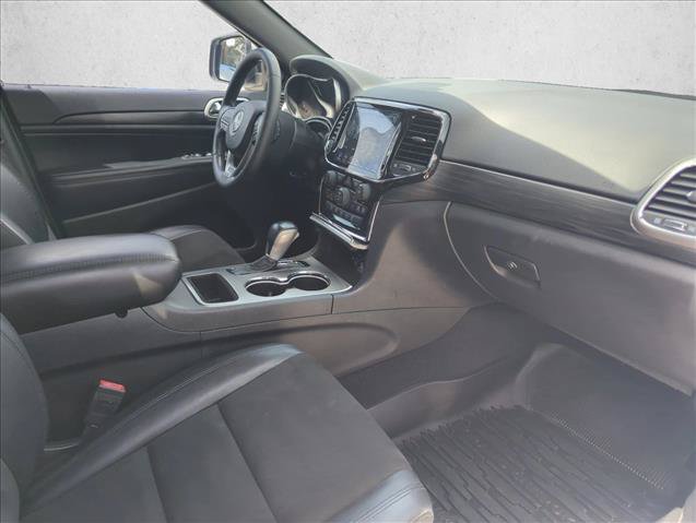 Used 2021 Jeep Grand Cherokee Laredo X AWD/4WD image 24