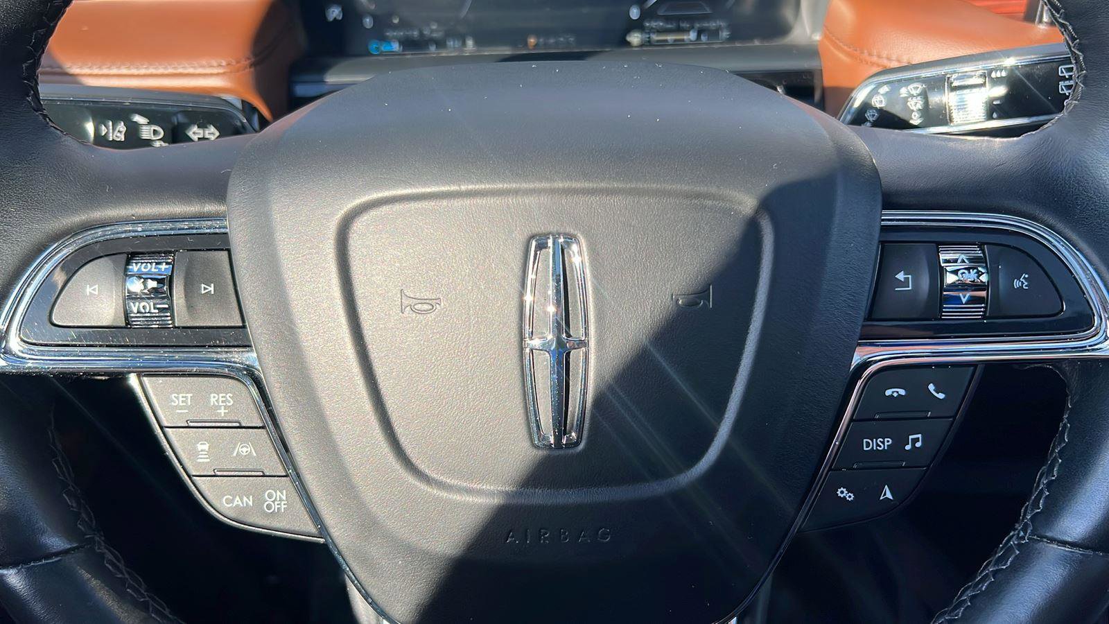 Used 2023 Lincoln Nautilus Reserve w/ Equipment Group 201A image 35