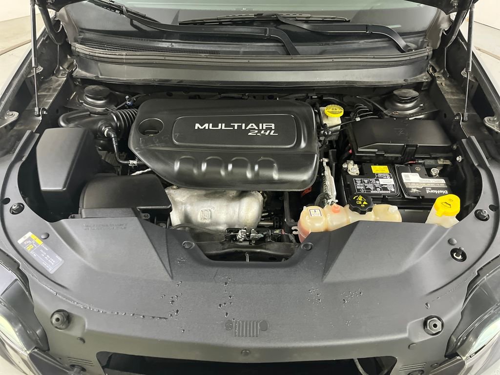 Used 2019 Jeep Cherokee Latitude Plus image 9