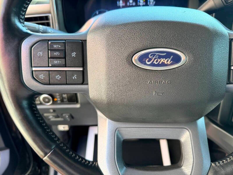 Used 2023 Ford F250 Lariat w/ Sport Appearance Package AWD/4WD image 27